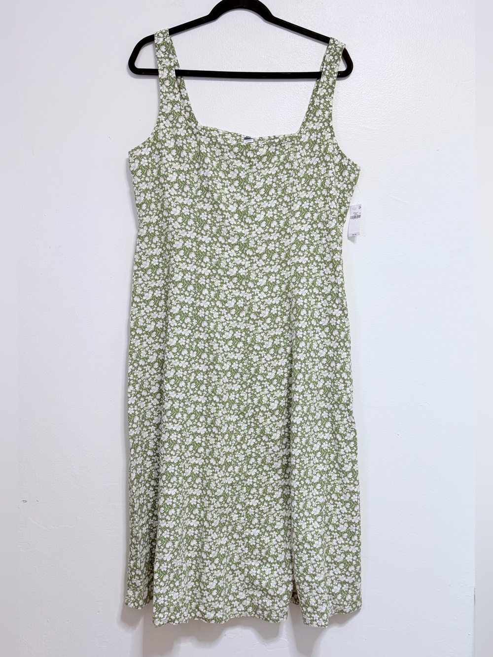 Old Navy Green Floral Square-Neck Sundress Large new with tags!